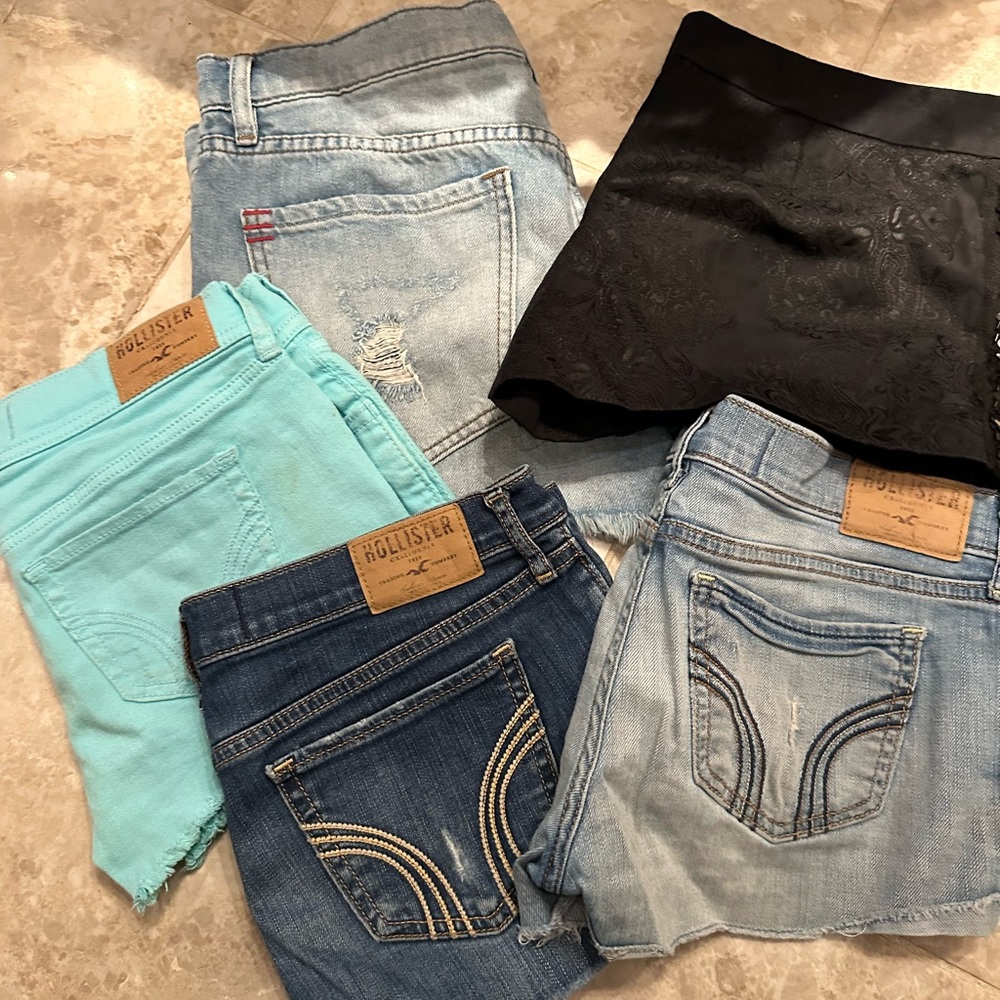 Hollister, Candies, BDG shorts